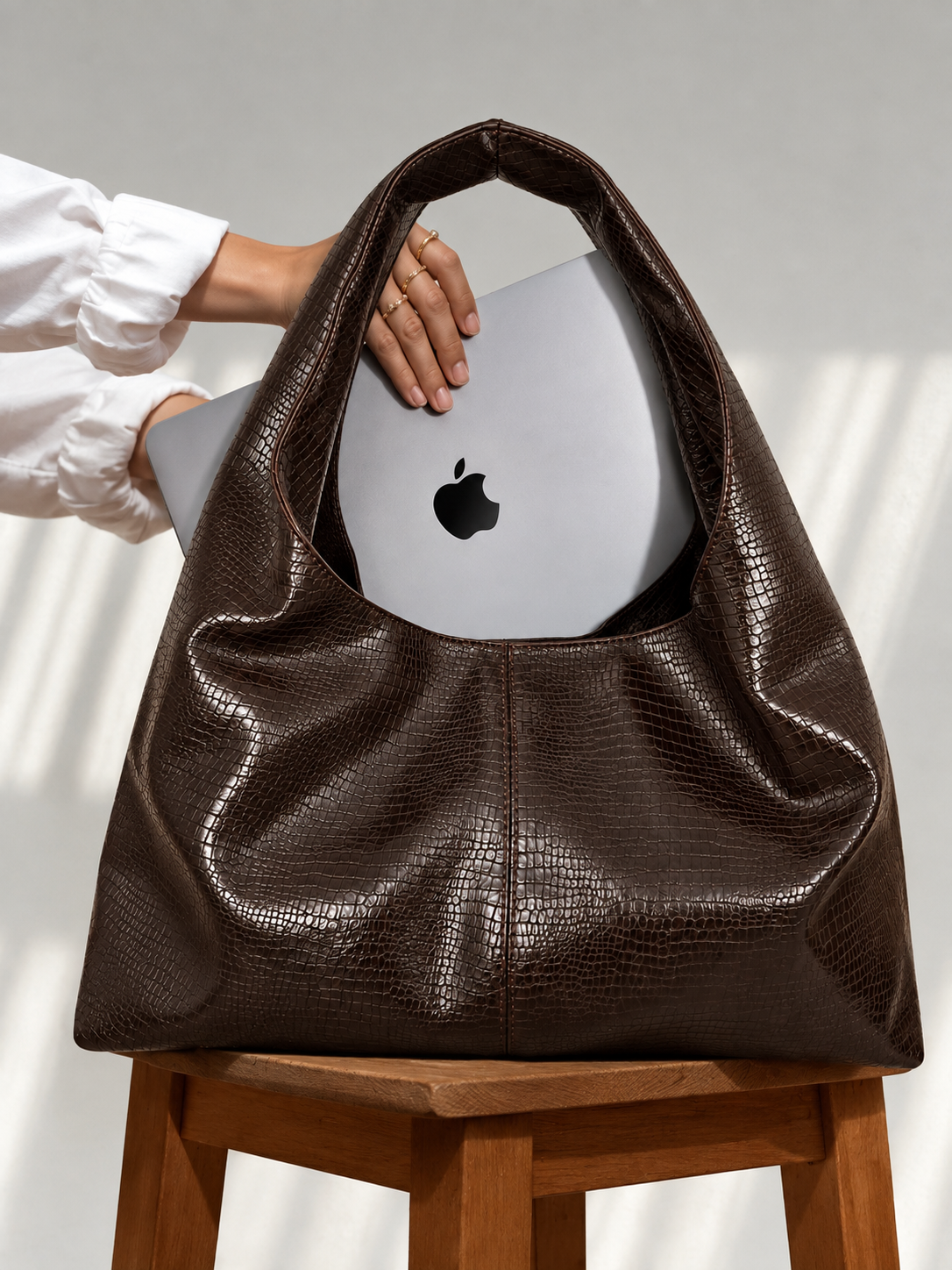 Elara Shoulder Bag - Snake-Print