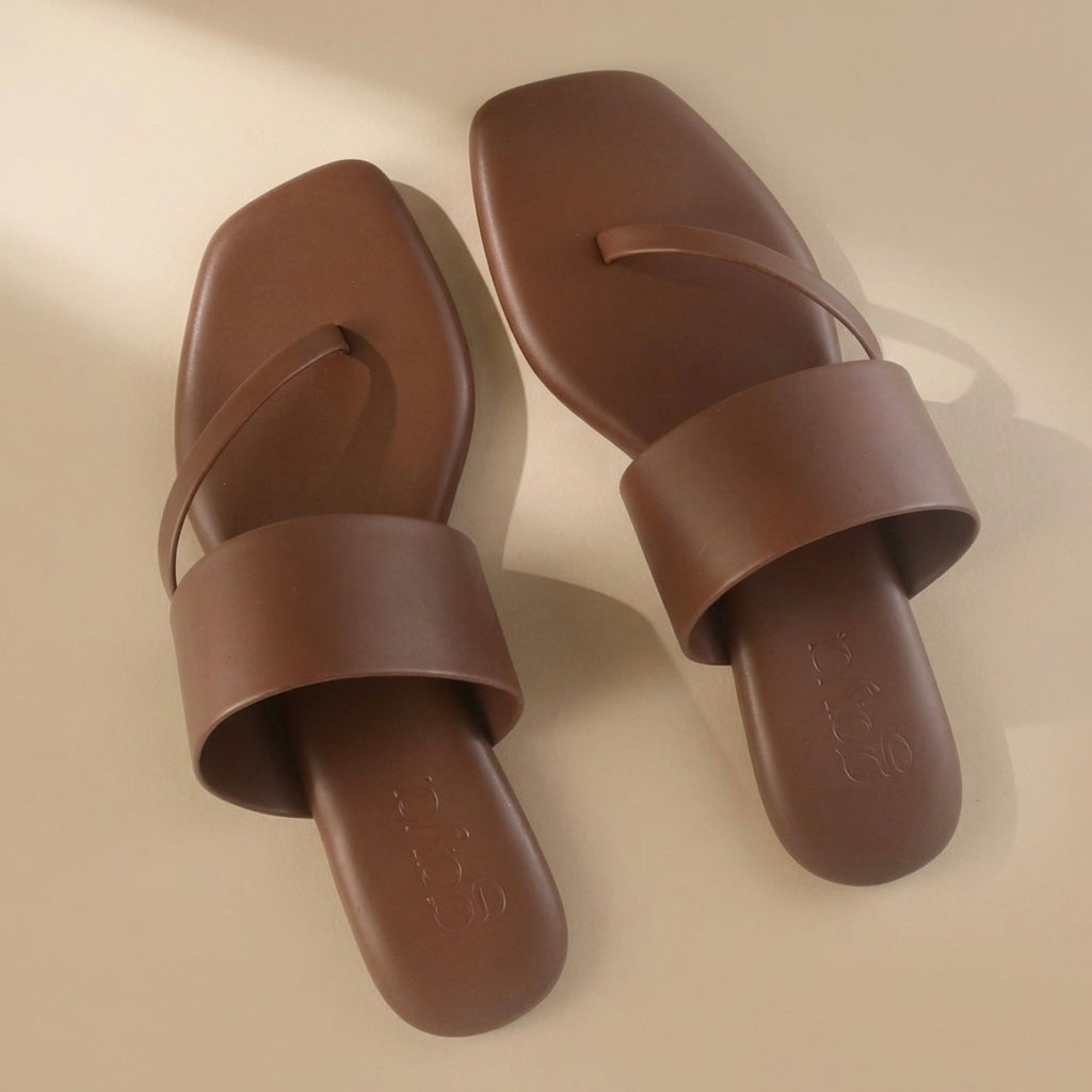Ease Toe-Loop Slide Flats Brown