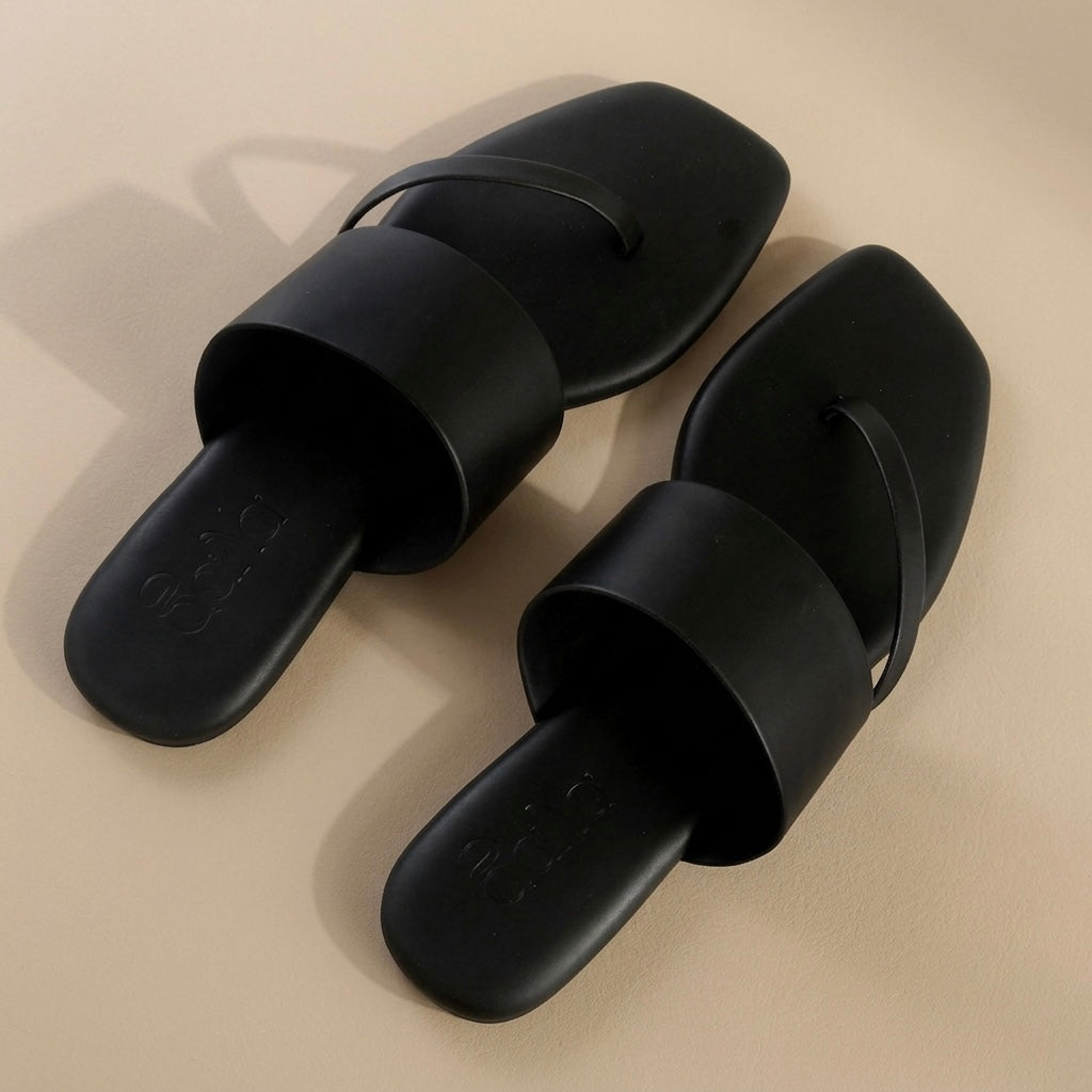 Ease Toe-Loop Slide Flats Black
