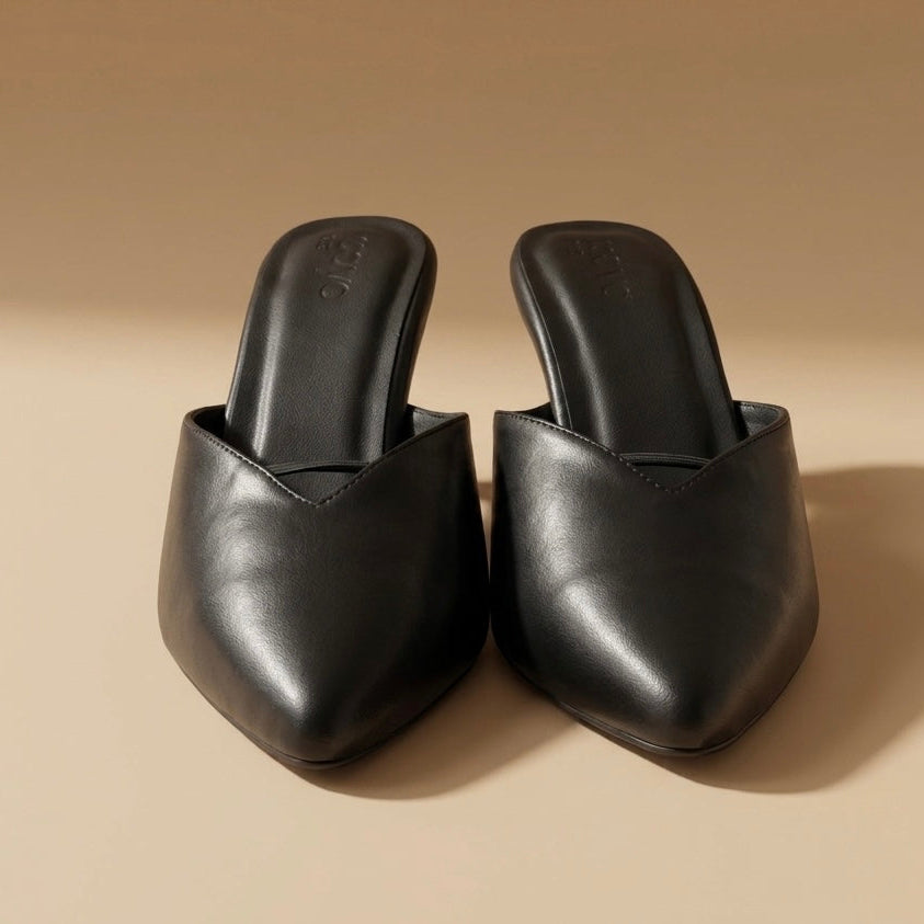Lira Pointed Mules Black