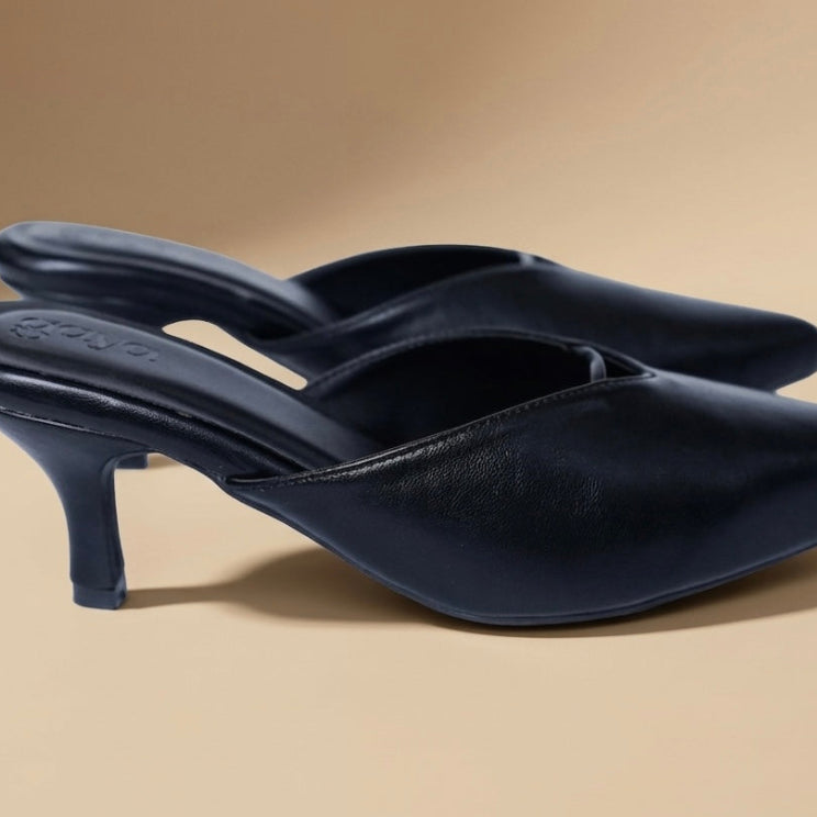 Lira Pointed Mules Black