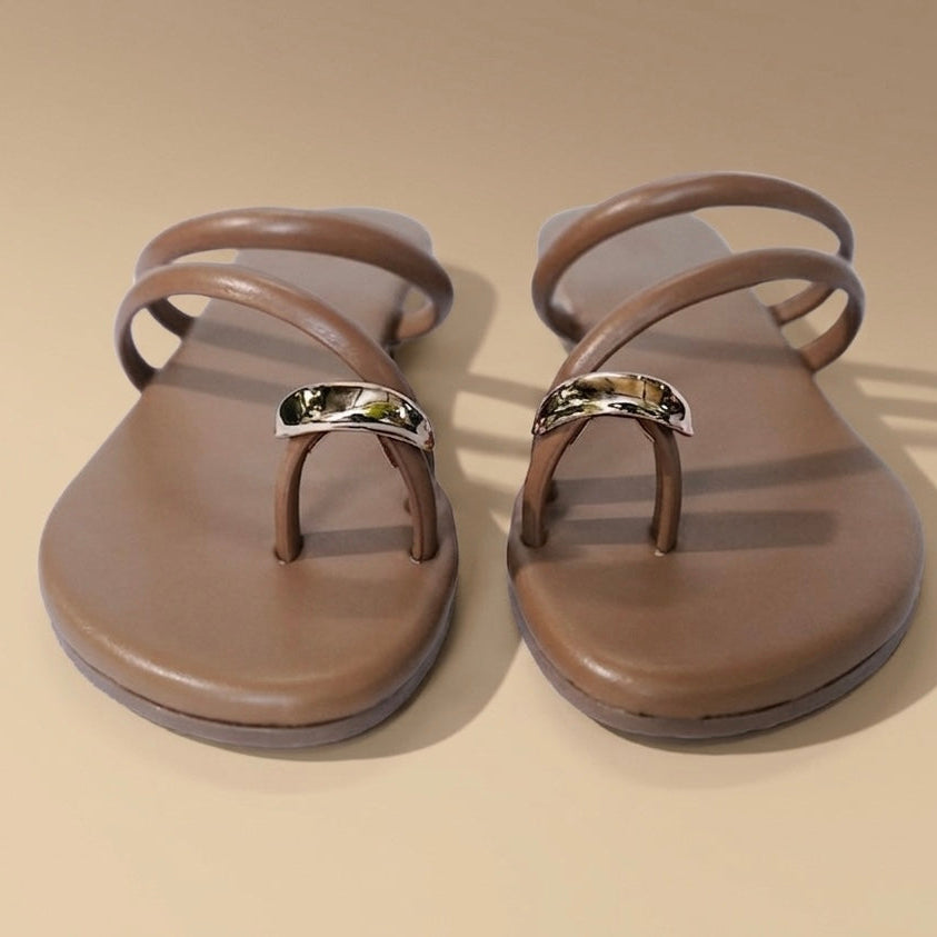 Kiva Toe Ring Flats Beige