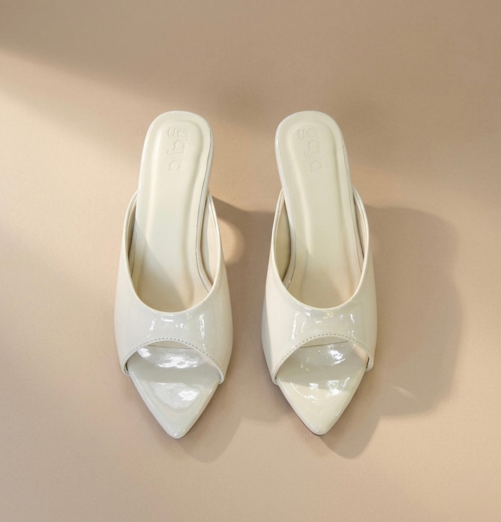 Sora Heels Cream Cushioned Block Heels for All-Day Office Comfort