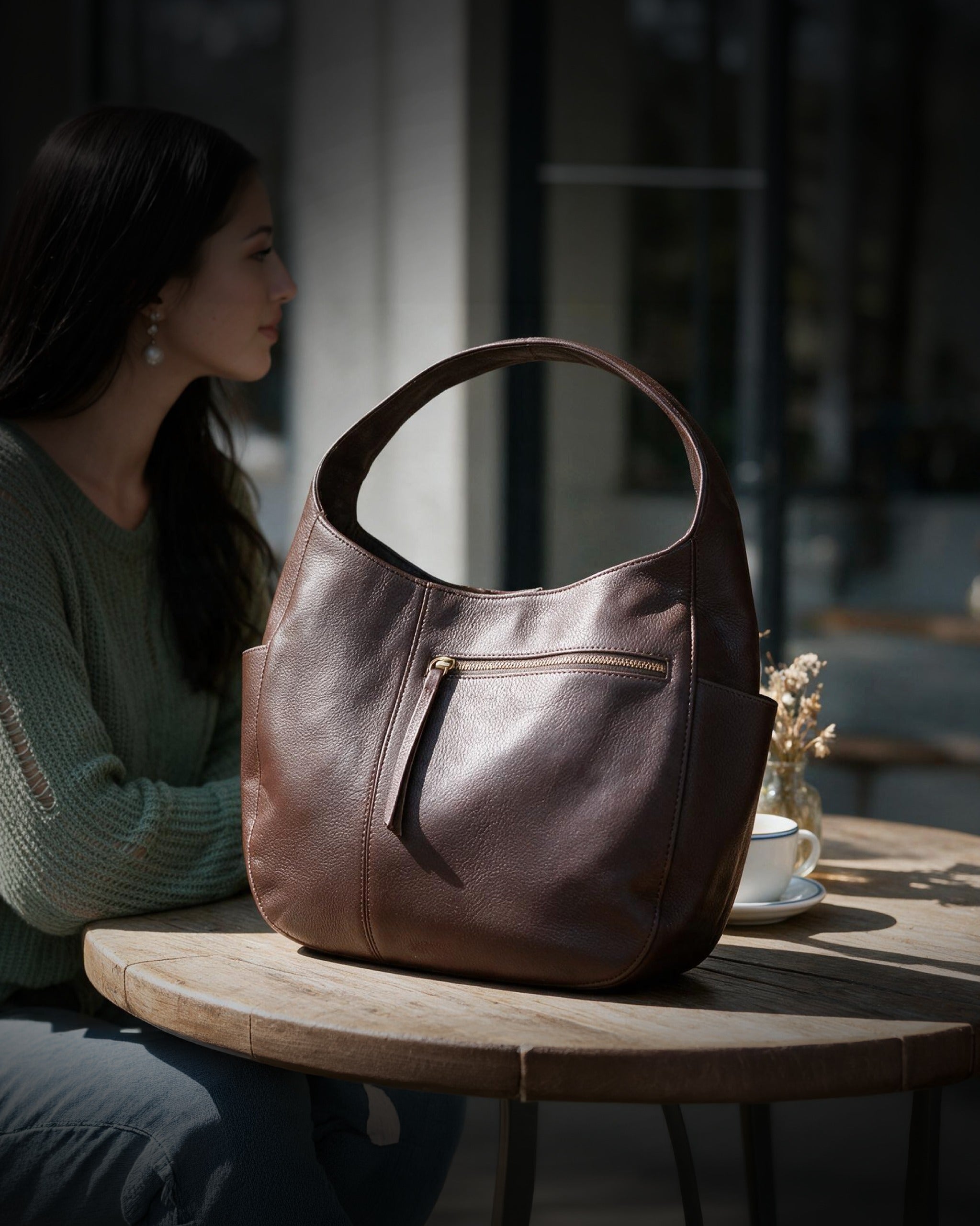 Hobo Tote Brown – Fits Your Entire Day