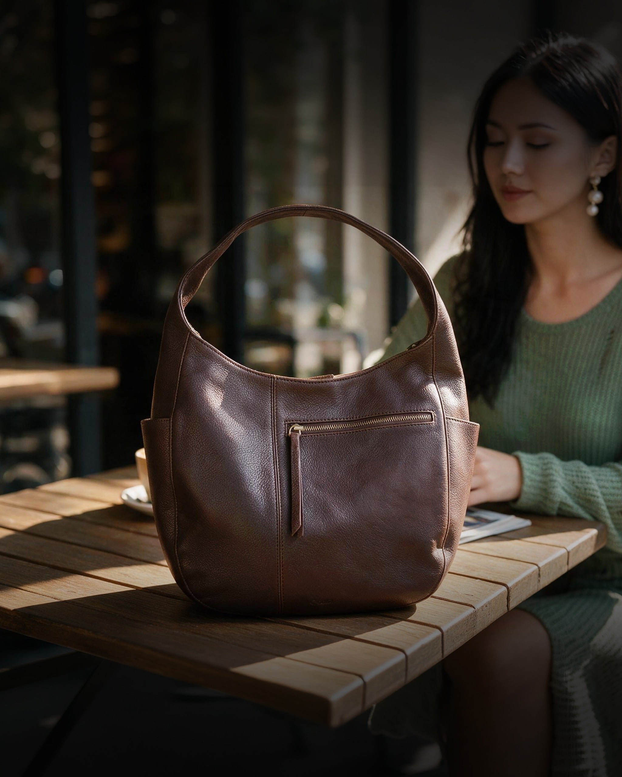 Hobo Tote Brown – Fits Your Entire Day