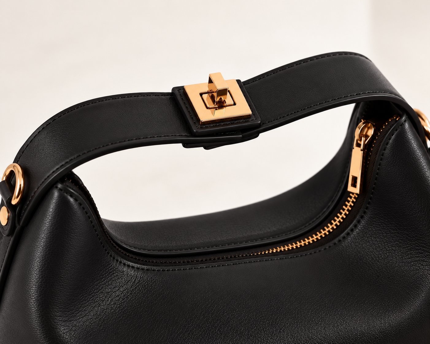 Noa Sculpted Mini Bag – Black