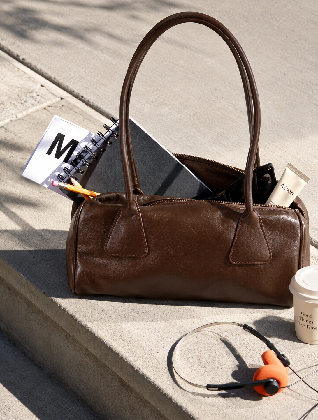 Lune Shoulder Bag Brown